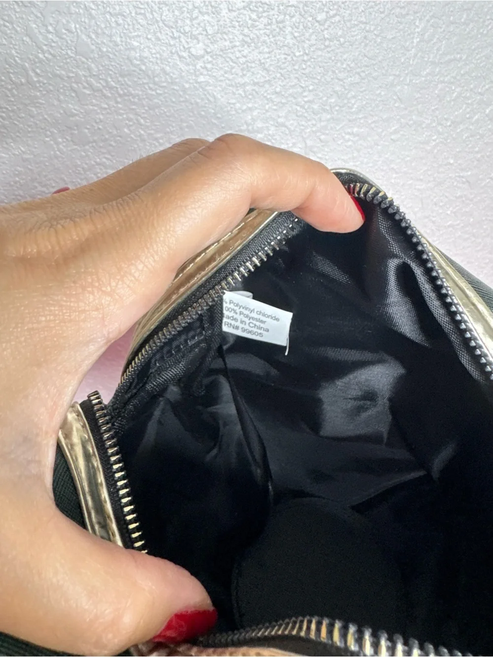 NEW wTAGS 🏷️ NICOLE MILLER Cosmetic Pouch, Attached Vanity Miller, Gold Hardware